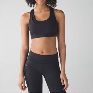 Lululemon size 4 black run stuff your bra sports bra